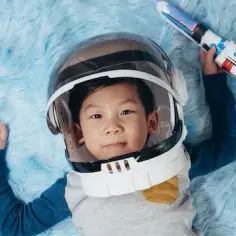 Jak zrobić strój astronauty w prosty sposób i z tanich materiałów