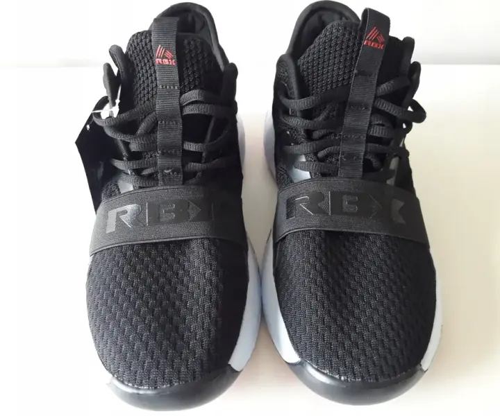 RB Buty - co to za firma? Poznaj ich unikalne obuwie i wartości